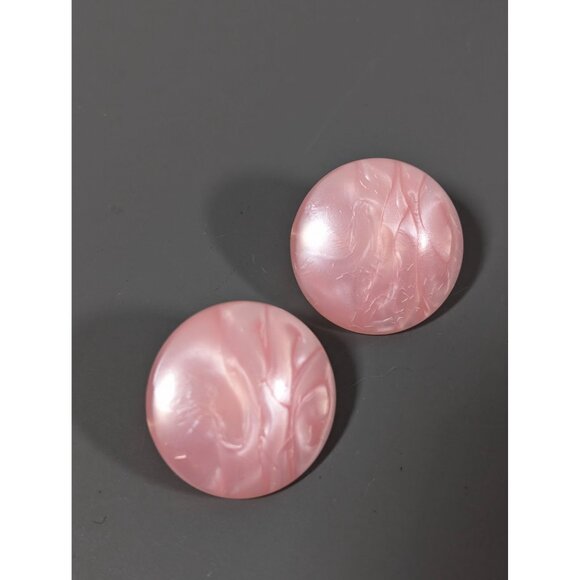 Vintage Pink Swirl Lucite Round Dome Pierced Earrings - Picture 2 of 8
